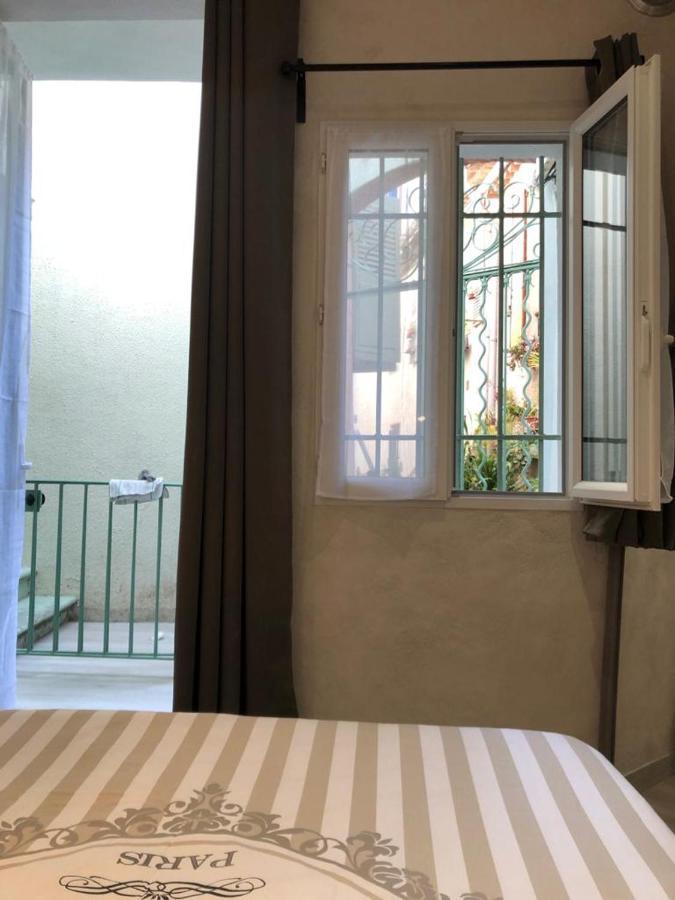 Ferienwohnung Vieil Antibes, Ravissant 2P Avec Petite Terrasse Exterior foto